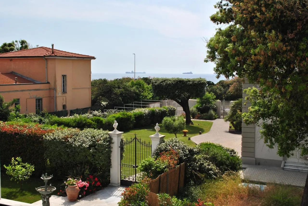 Villa Bianca A Few Steps By The Sea With Exclusive Garden & Jacuzzi Livorno 0*,