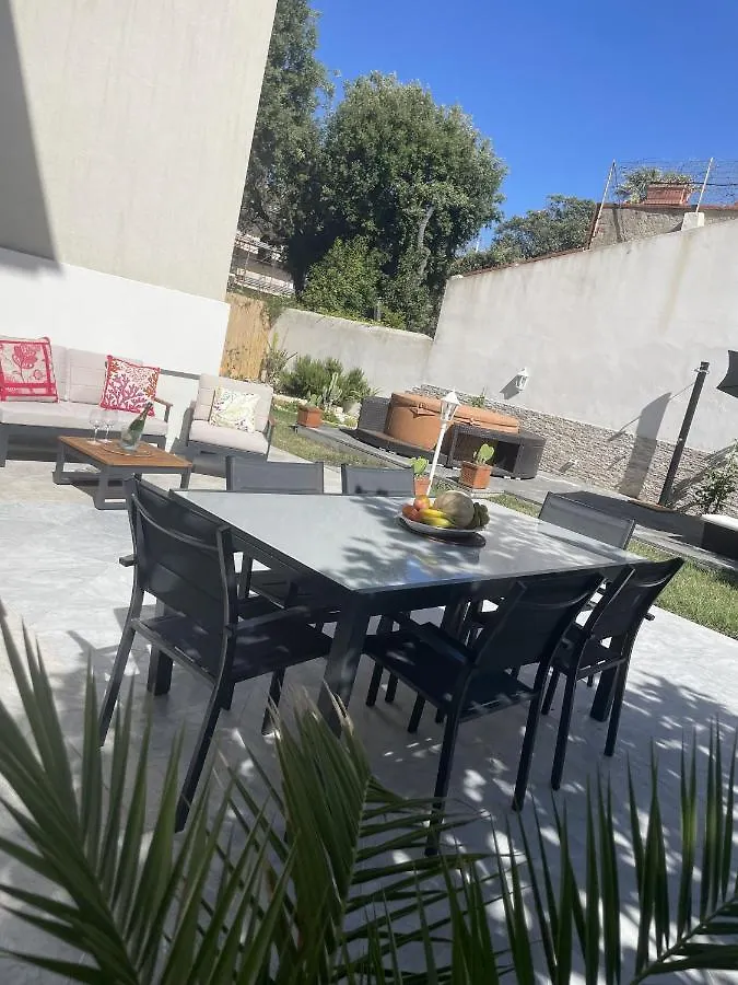 Villa Bianca A Few Steps By The Sea With Exclusive Garden & Jacuzzi Livorno